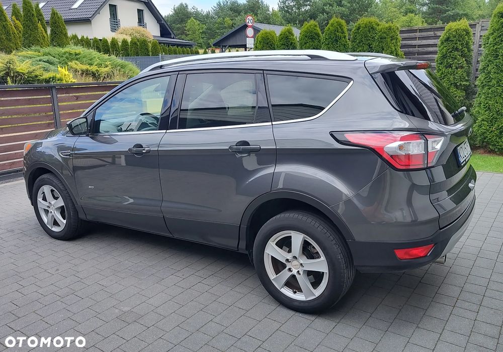 Ford Kuga 2.0 TDCi 4x4 Titanium - 23