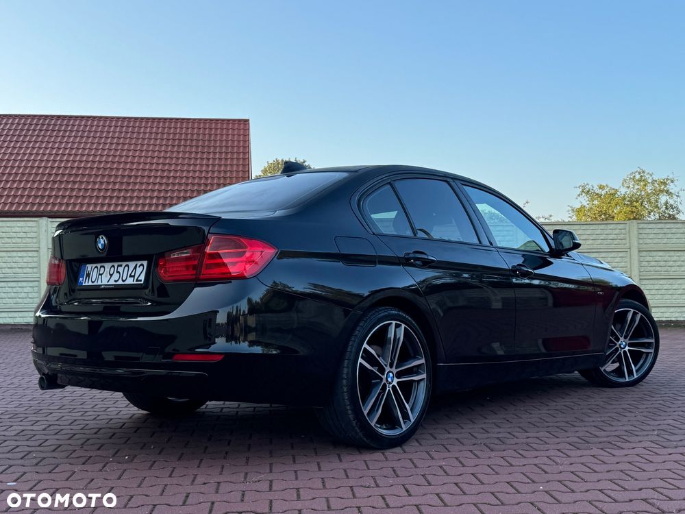 BMW Seria 3 320d Blue Performance Sport Line - 16