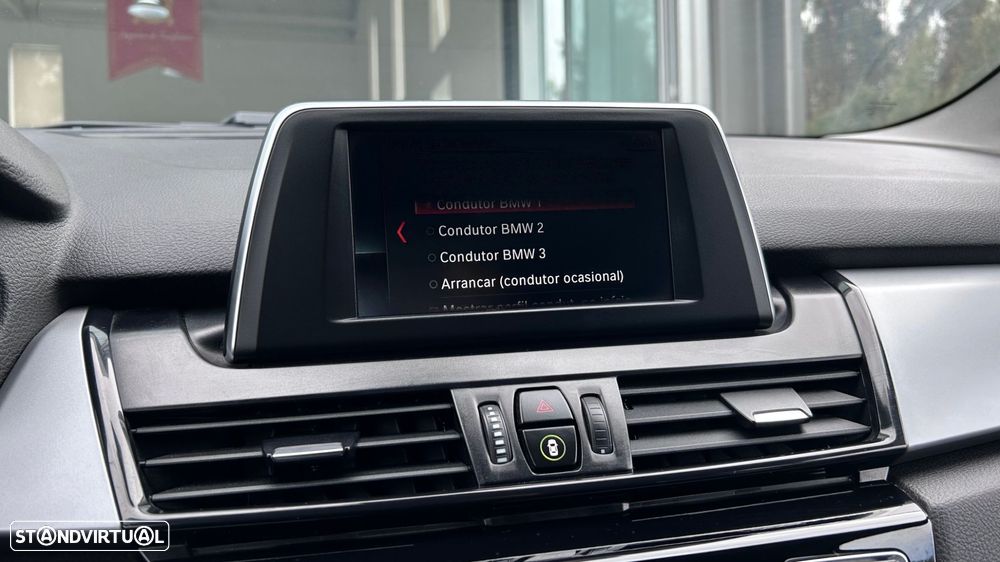 BMW 216 Active Tourer d Line Sport Auto - 33