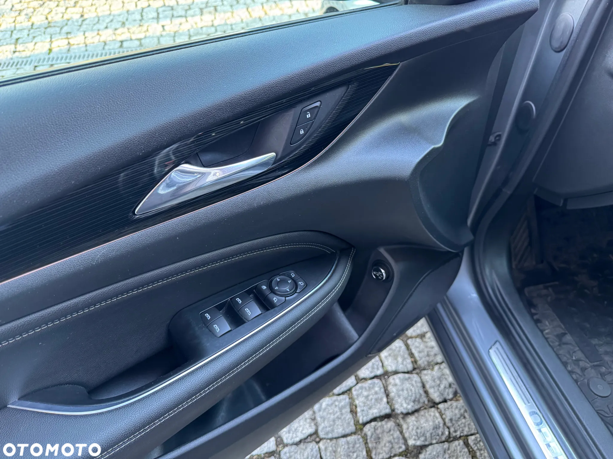 Opel Insignia 1.5 T GPF Elite S&S - 19