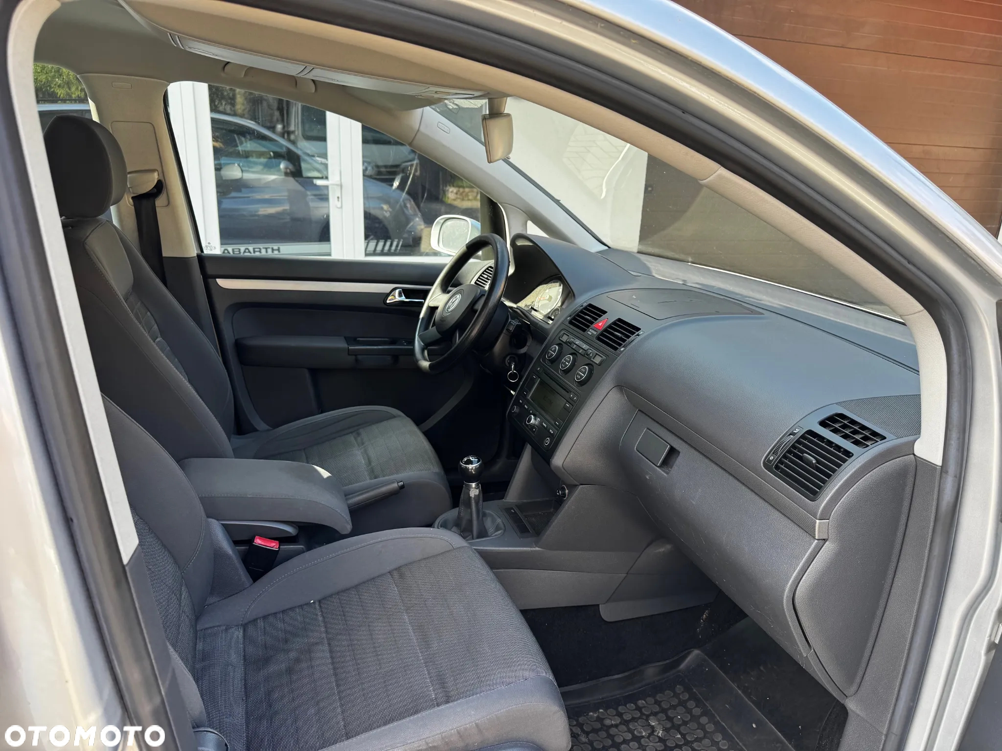 Volkswagen Touran 2.0 EcoFuel Highline - 12