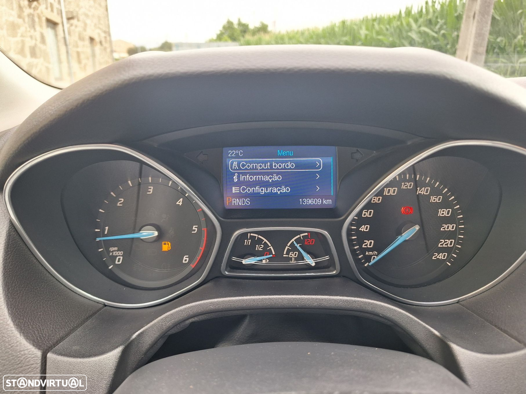 Ford Focus - 21
