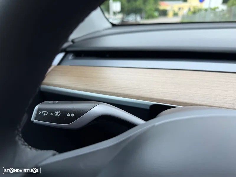Tesla Model Y Tração Traseira - 20