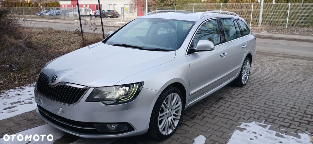 Skoda Superb 2.0 TDI Green tec 4x4 DSG Elegance - 3