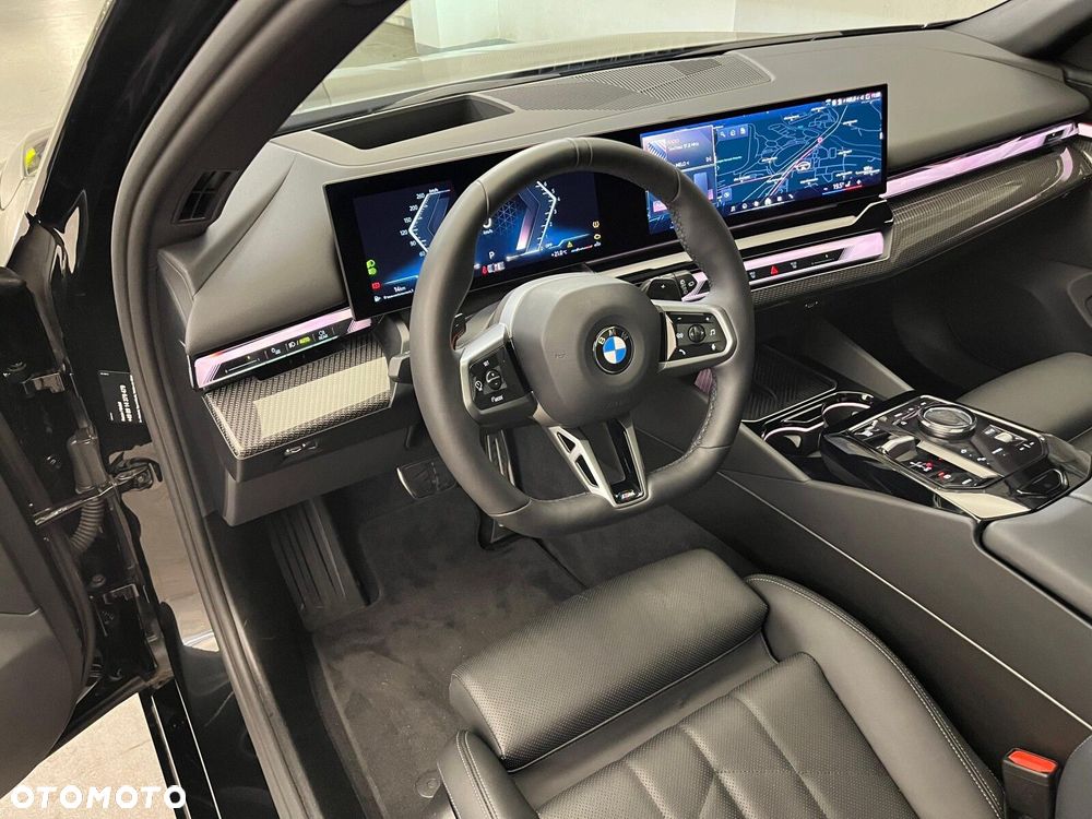 BMW Seria 5 520i mHEV M Sport - 21