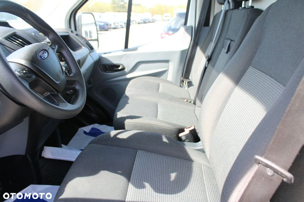 Ford Transit - 20