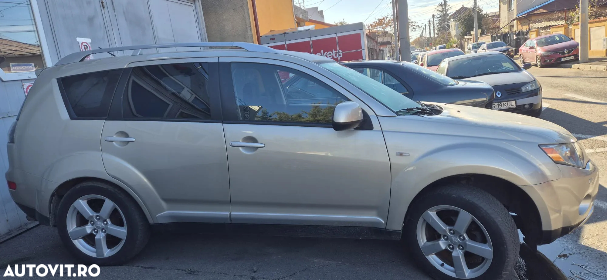 Mitsubishi Outlander 2.0 DI-D Instyle - 2