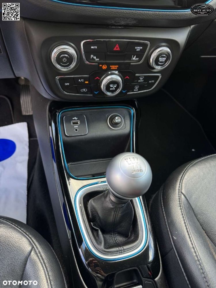 Jeep Compass - 39