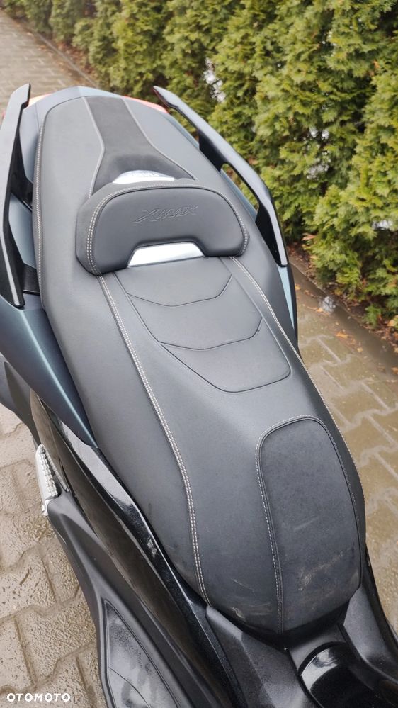 Yamaha X-max - 10