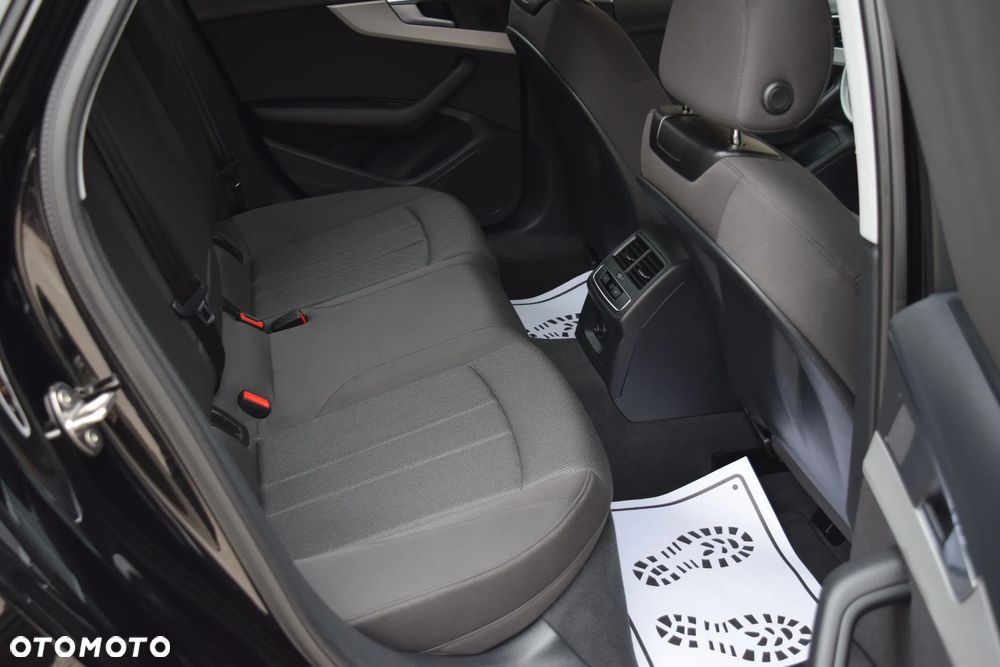 Audi A4 Avant 40 TFSI mHEV Advanced S tronic - 38
