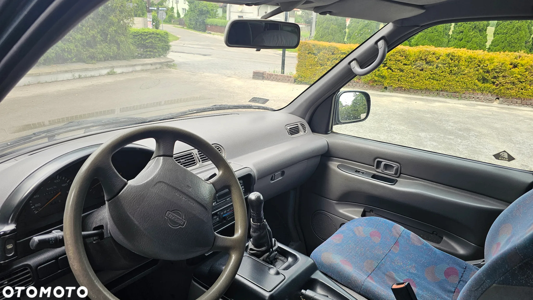 Nissan Serena 2.3 D SLX - 9