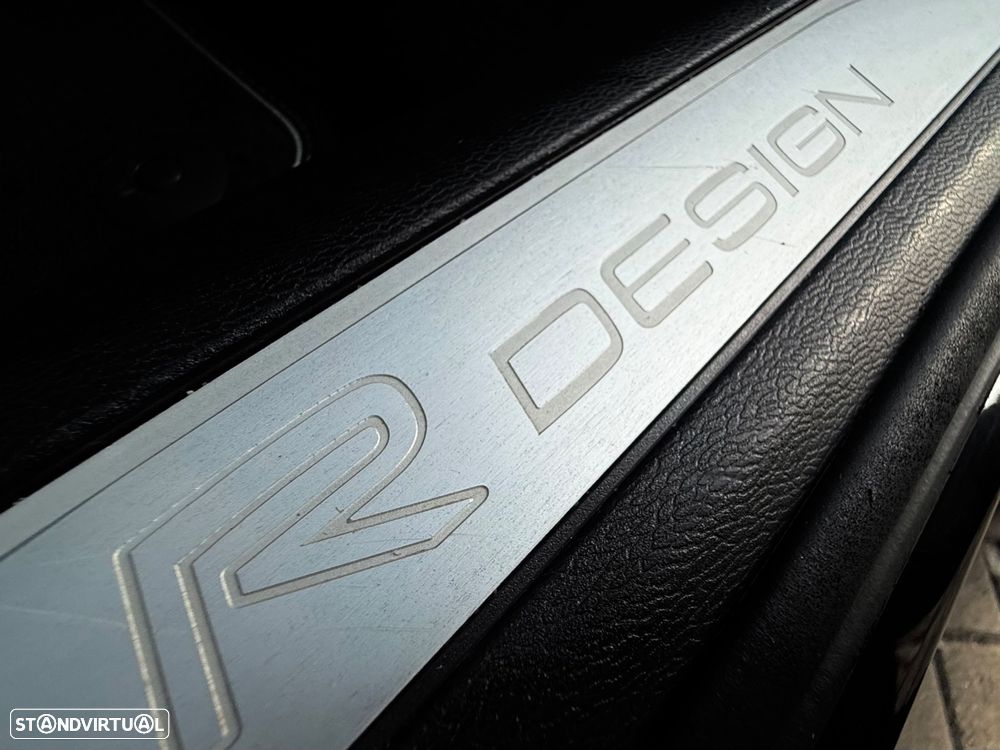 Volvo XC 60 2.0 D4 R-Design Geartronic - 47