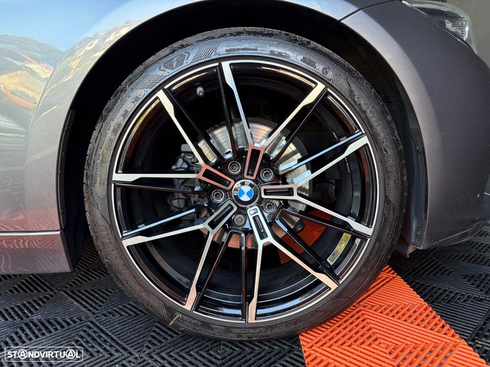 BMW 320 d Touring Sport-Aut. Efficient Dynamics Edition - 26