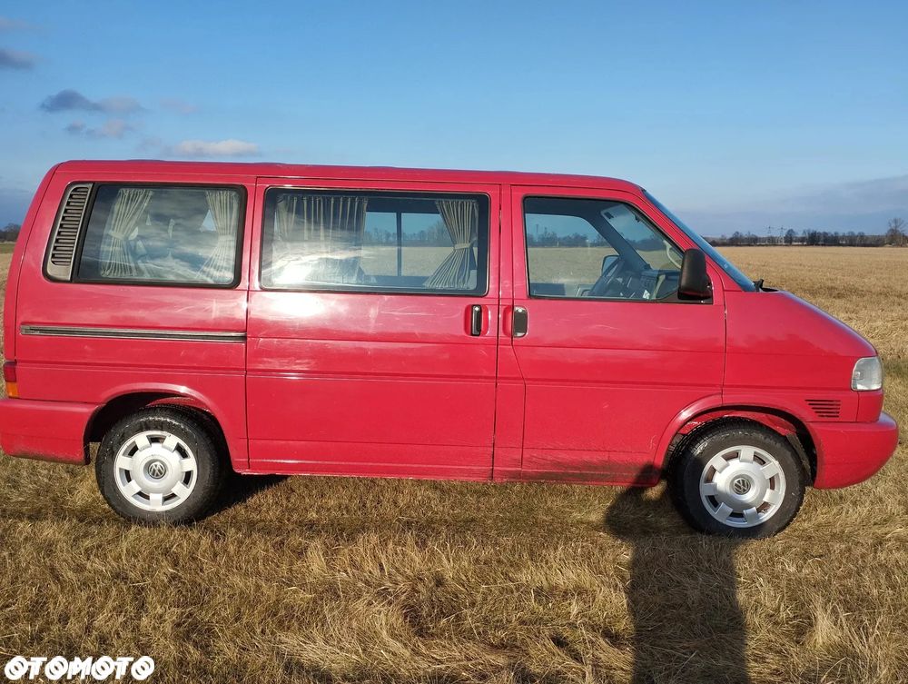Volkswagen Multivan - 14