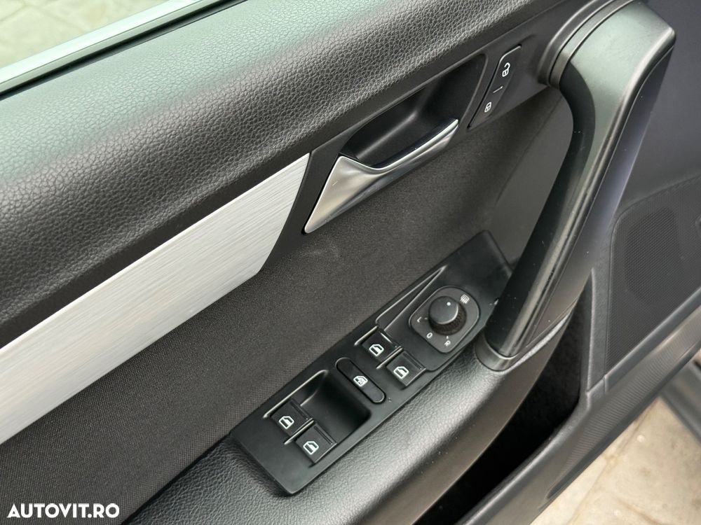 Volkswagen Passat Alltrack 2.0 TDI 4Motion BlueMotion Tec - 13