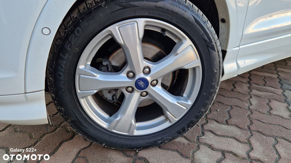 Ford Kuga 1.5 EcoBoost 2x4 ST-Line - 36