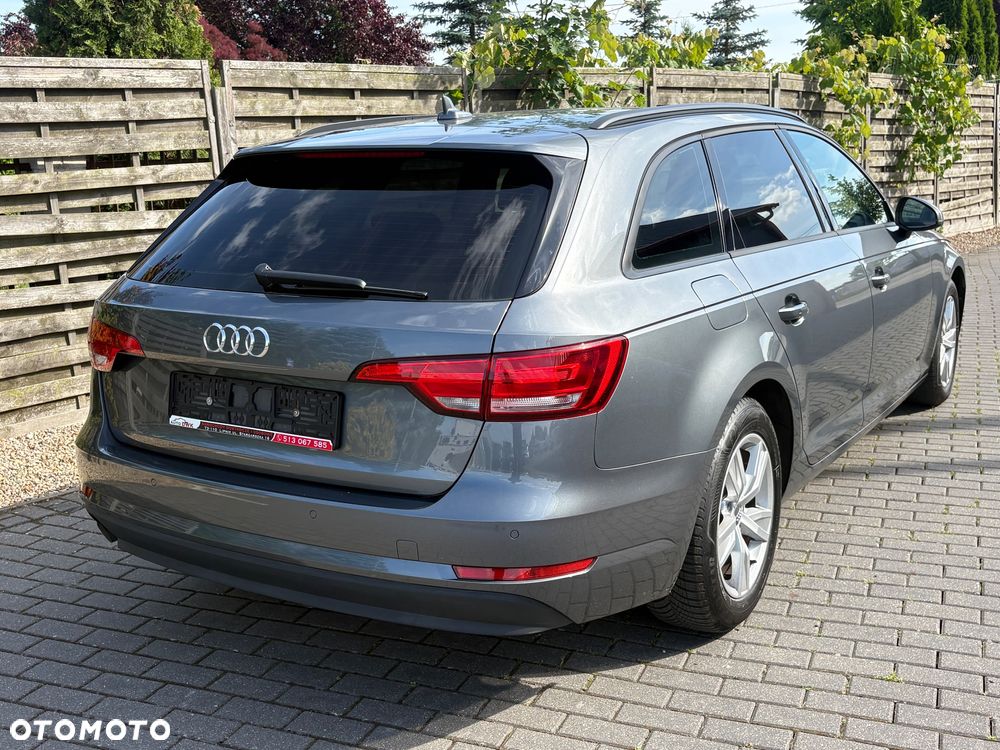 Audi A4 Avant 2.0 TDI DPF Ambiente - 11