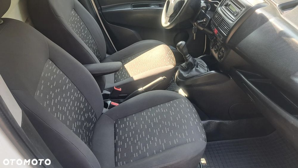 Fiat Doblo - 14