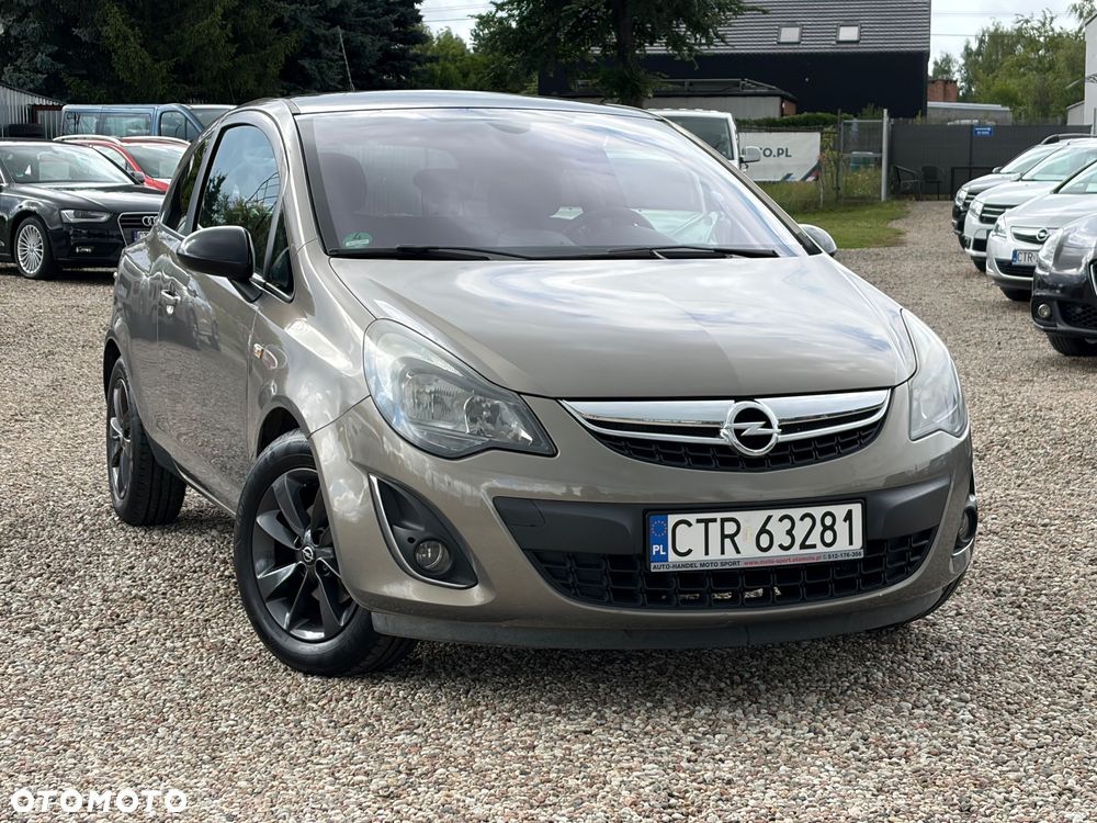 Opel Corsa 1.4 16V Color Edition - 1