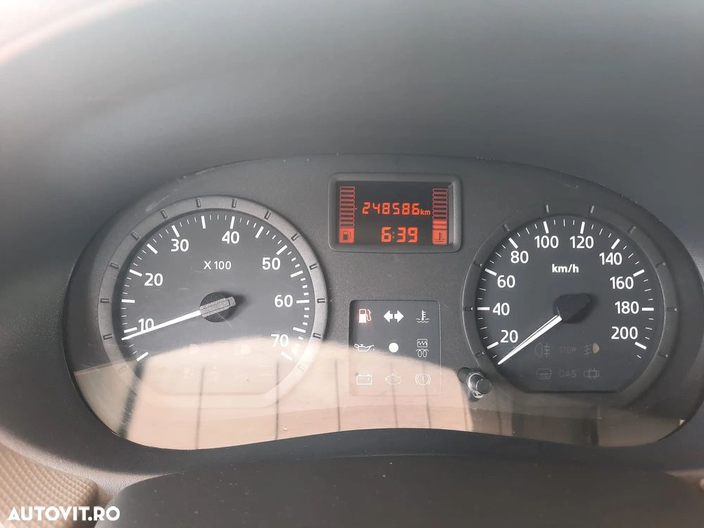 Dacia Sandero - 12