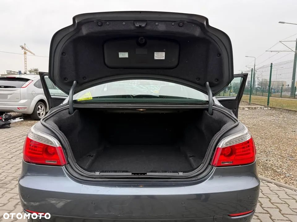 BMW Seria 5 - 11