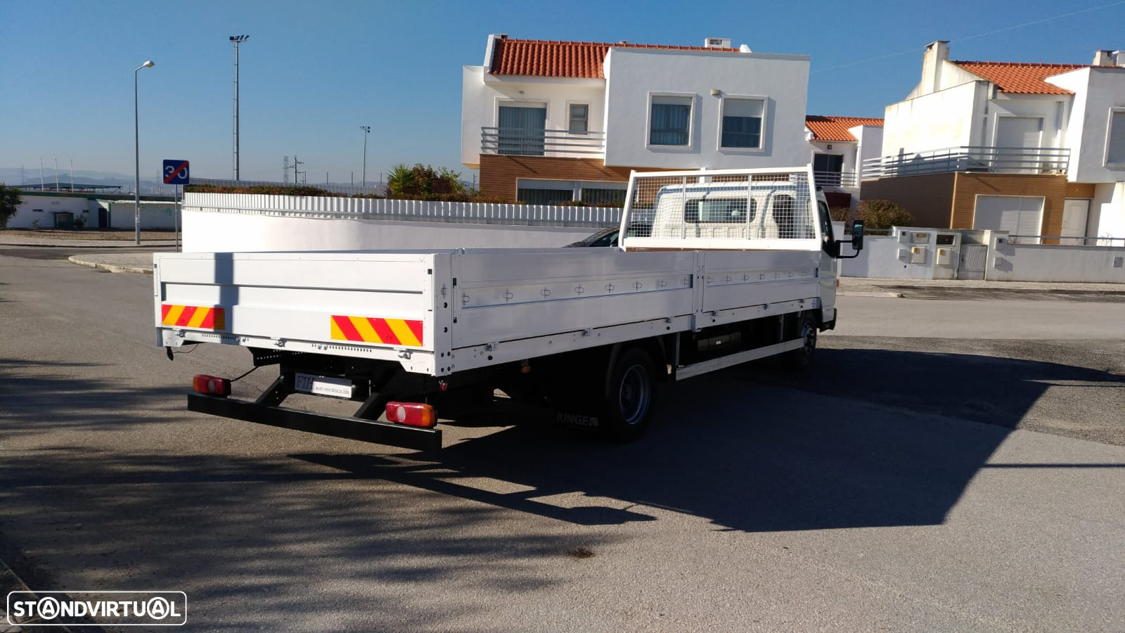 Mitsubishi Canter Fuso - 4