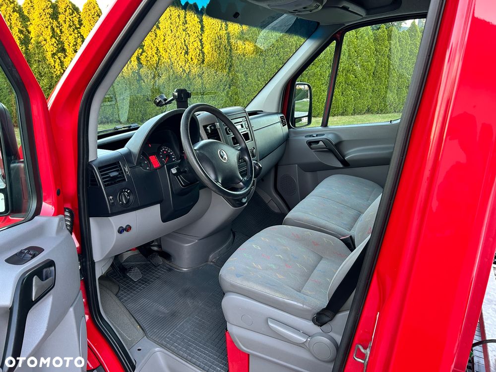 Volkswagen Crafter 2.5TDI - 9