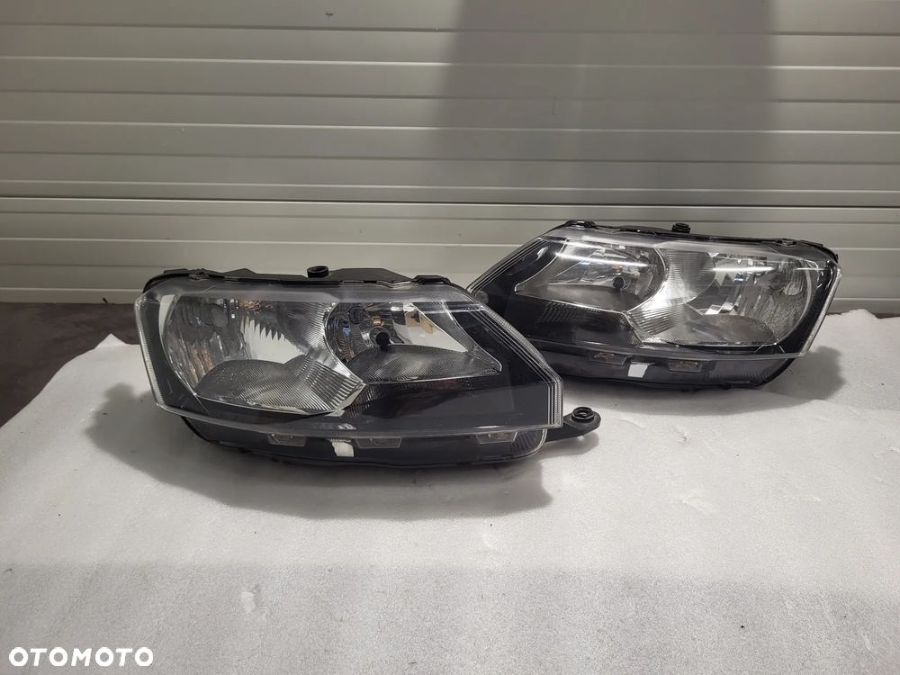 Skoda Rapid LIFT KOMPLET LAMP ZWYKŁYCH 5JB941015/5JB941016 - 1