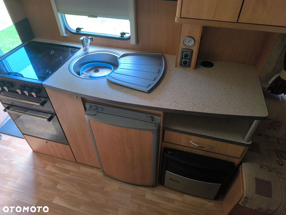SWIFT ACE JUBILEE GLOBETROTTER - 10
