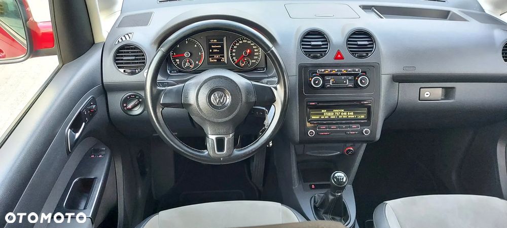 Volkswagen Caddy 1.6 (7-Si.) Edition 30 - 36