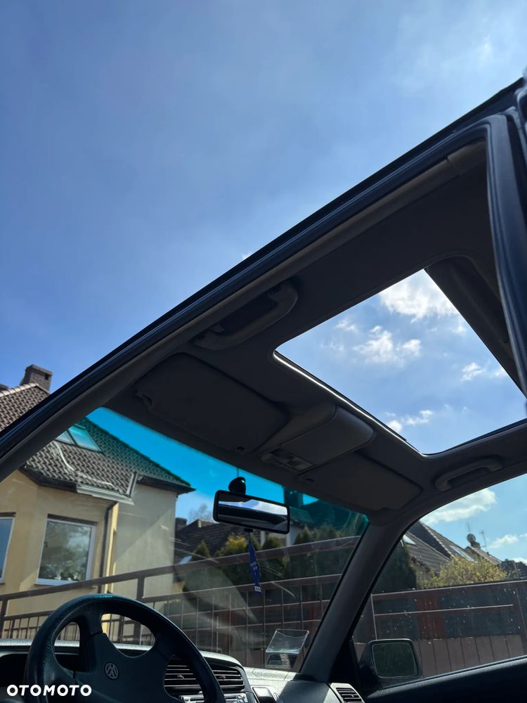 Volkswagen Golf 1.4 - 14