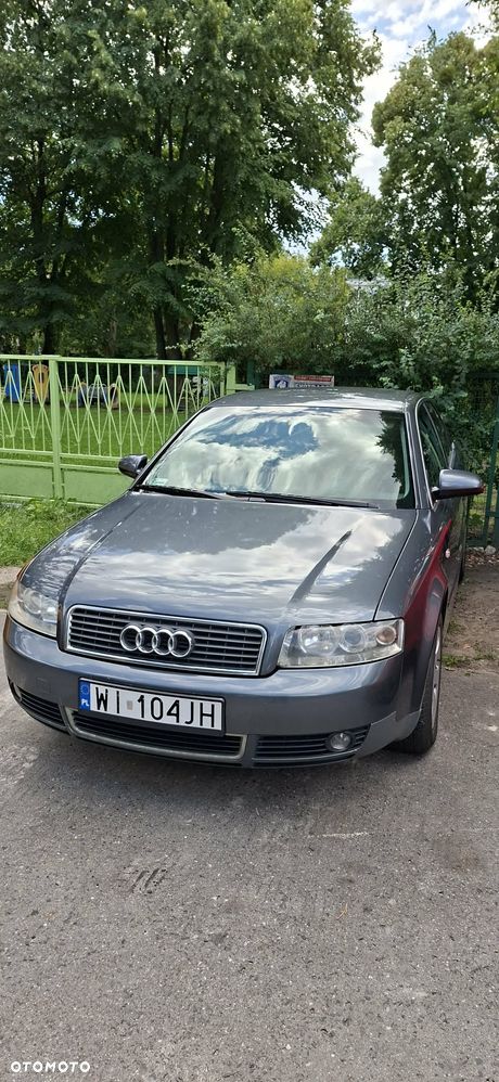 Audi A4 Avant - 1