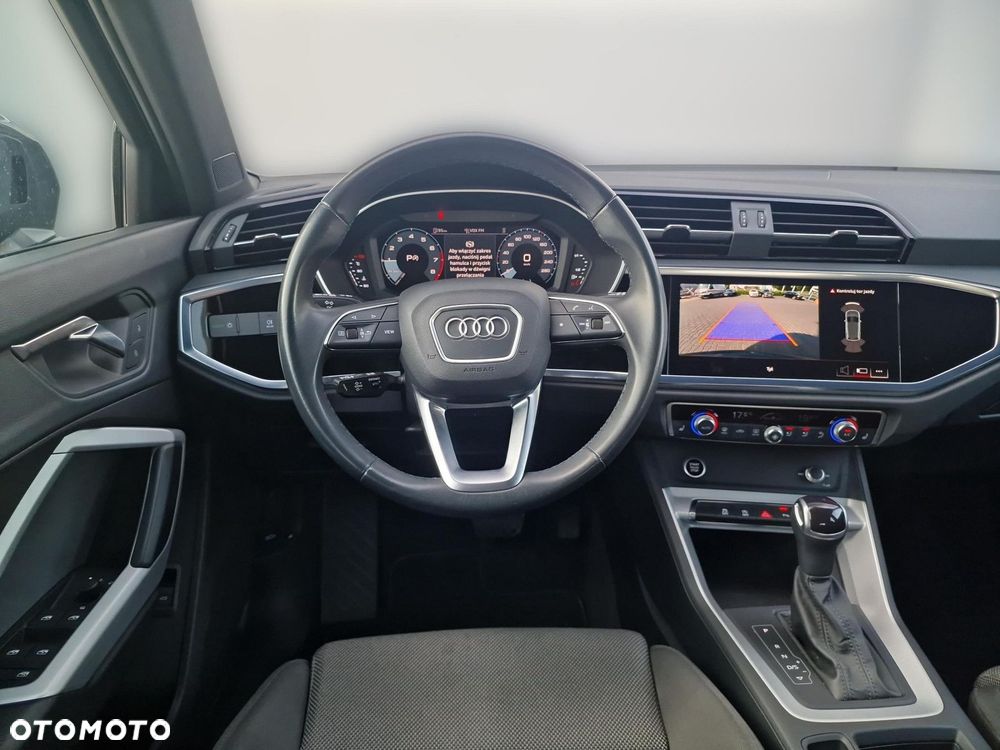 Audi Q3 - 21