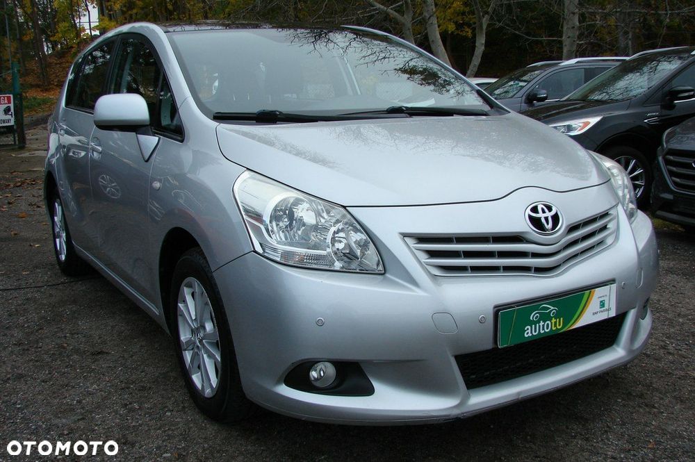 Toyota Verso - 2