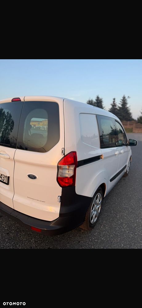 Ford Transit Courier 1.5 TDCi Ambiente - 4
