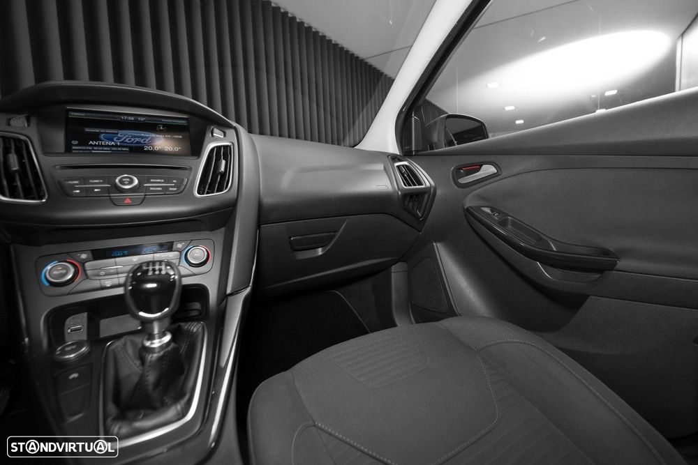 Ford Focus SW 1.5 TDCi Titanium - 10