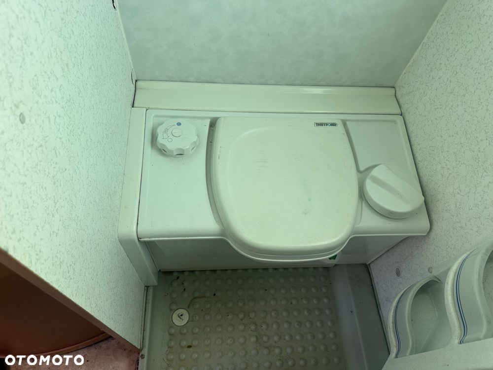 Adria Unica 462 - 16