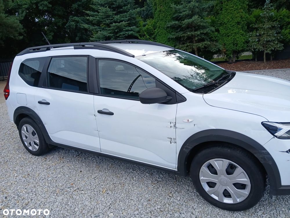 Dacia Jogger 1.0 TCe Essential 7os - 10