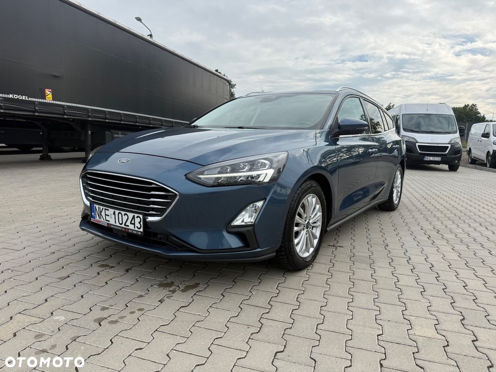 Ford Focus 1.5 EcoBlue STart-Stopp-System TITANIUM X - 2