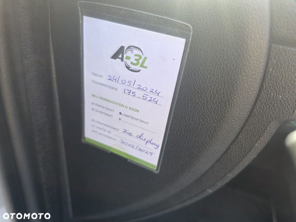 Renault Megane ENERGY TCe 130 BOSE EDITION - 27