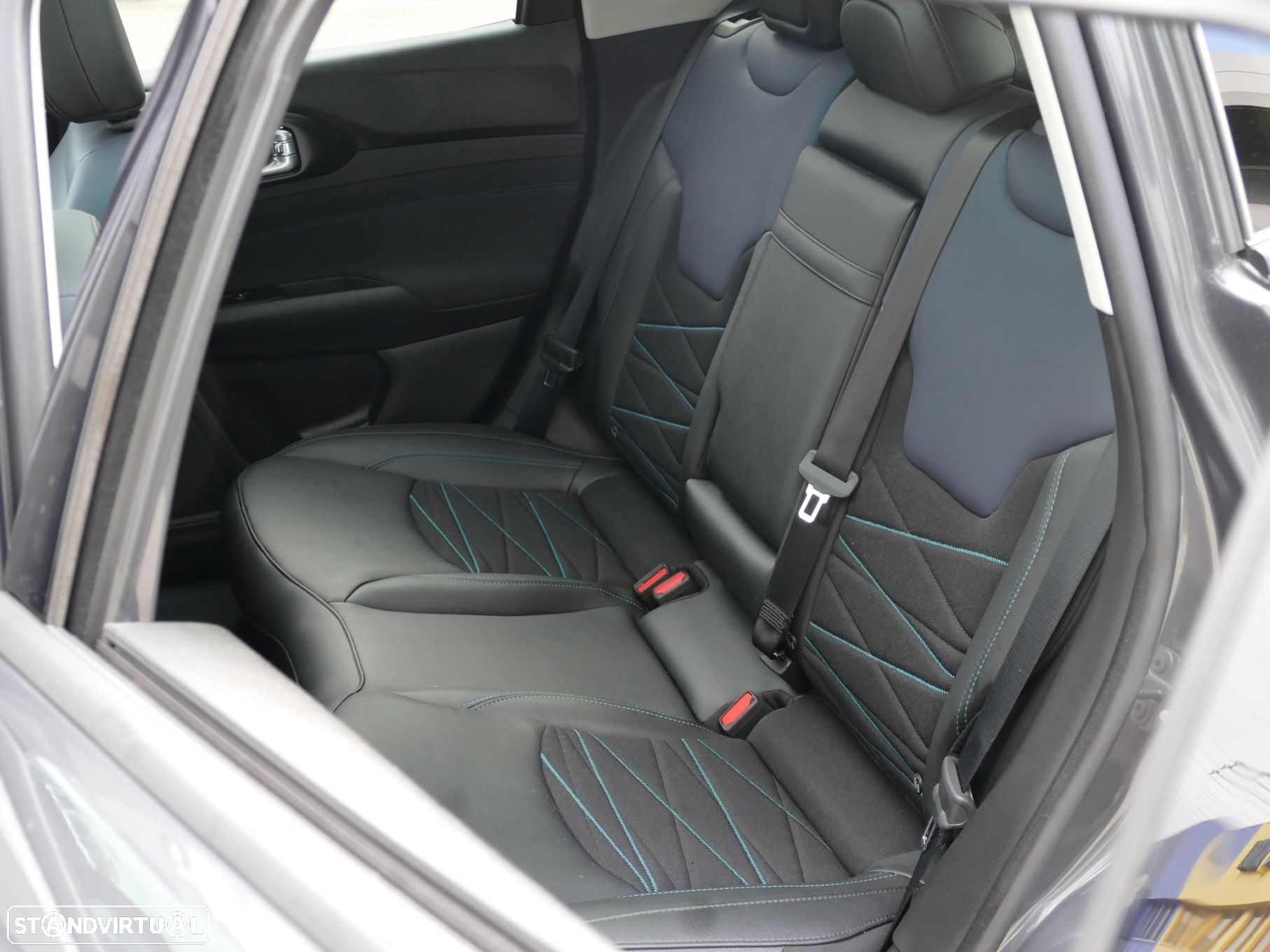 Jeep Compass 1.3 TG 4Xe Trailhawk - 41