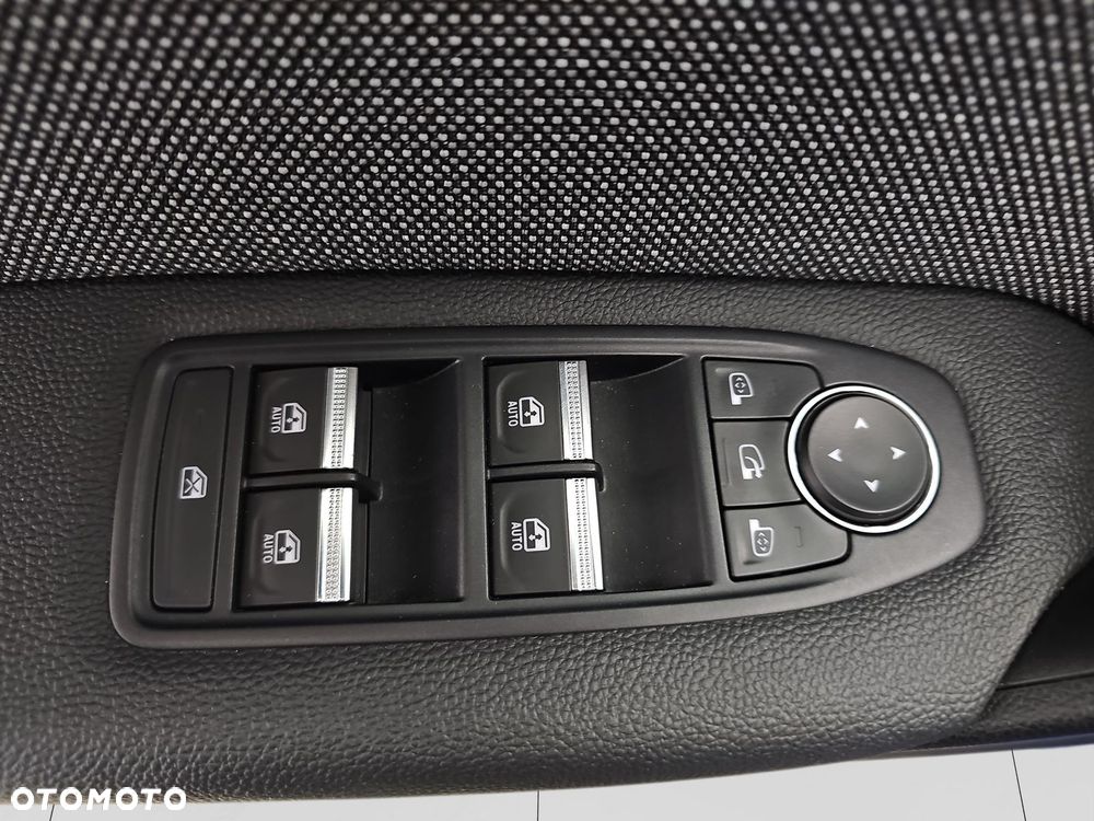 Renault Captur 1.0 TCe Techno - 11