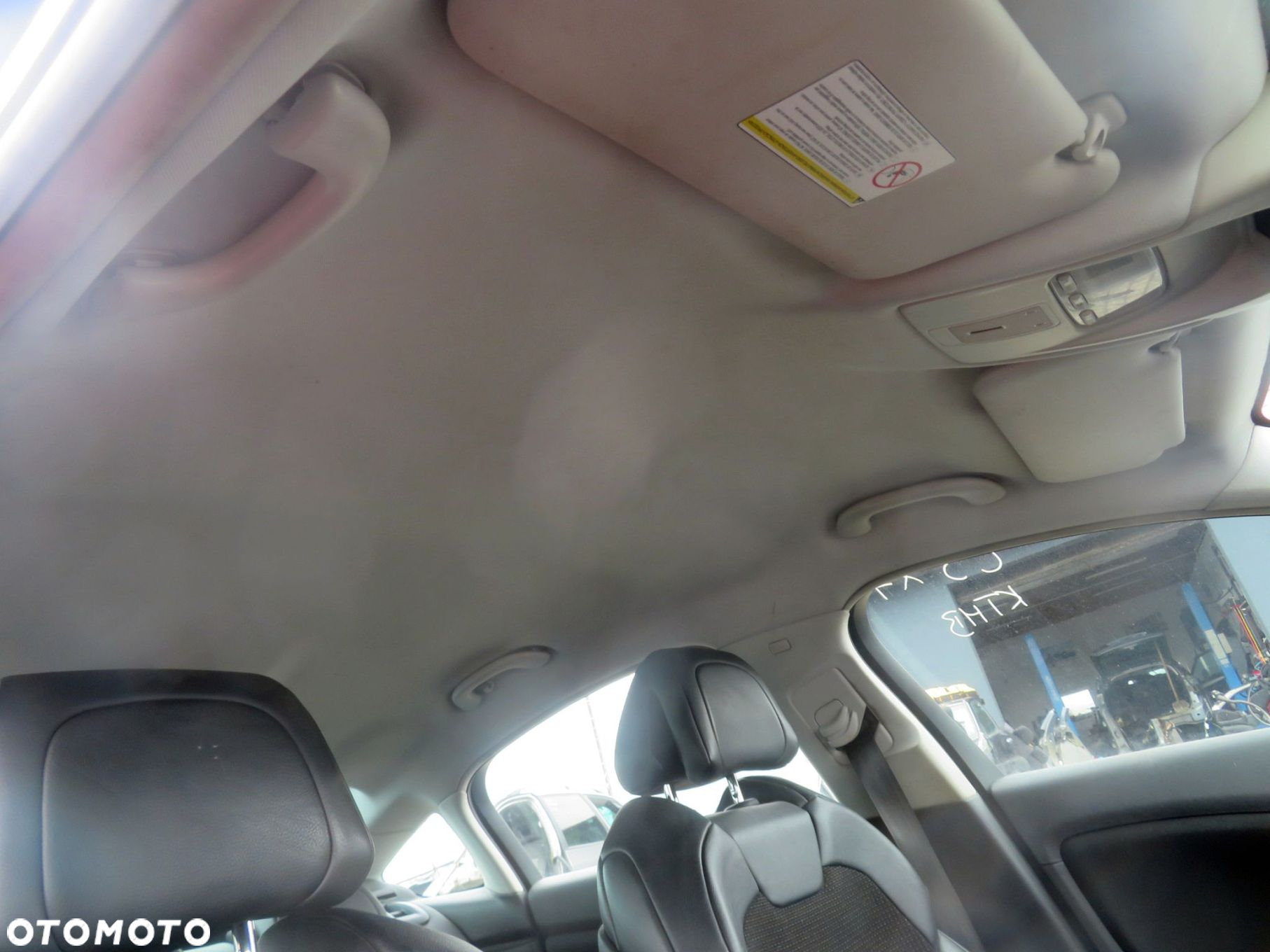 PODSUFITKA C5 III X7 SEDAN  CITROEN 2008-2017 - 2