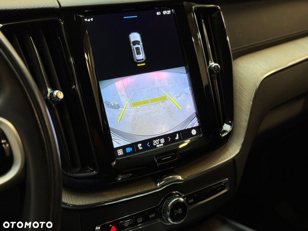 Volvo XC 60 B4 D AWD Inscription - 33