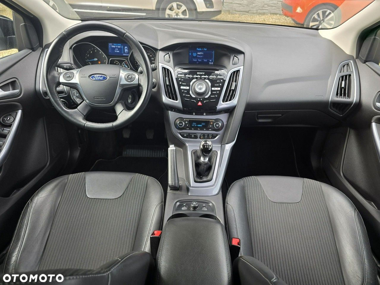 Ford Focus - 8