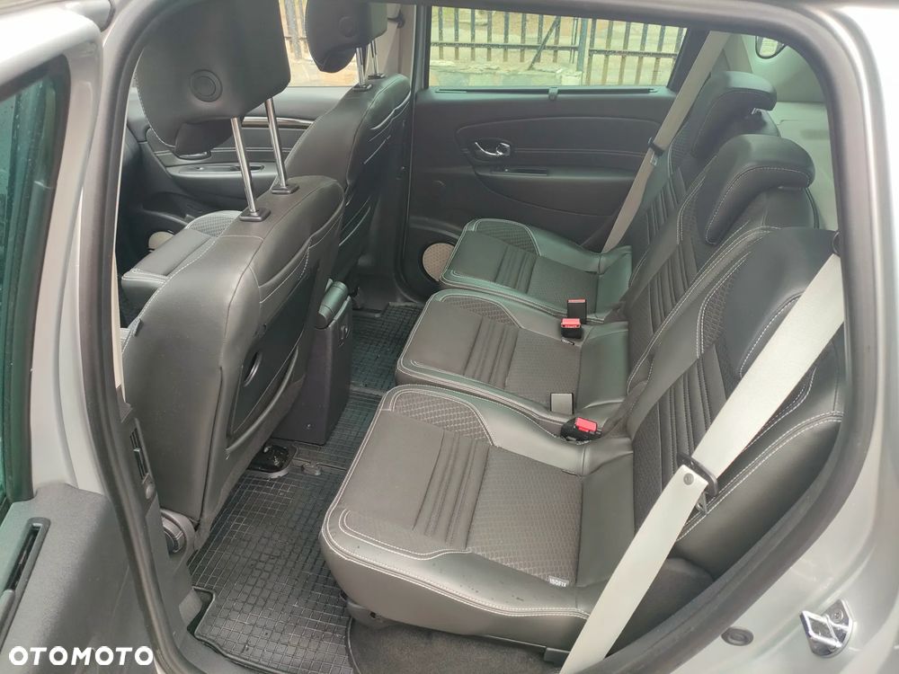 Renault Scenic - 13