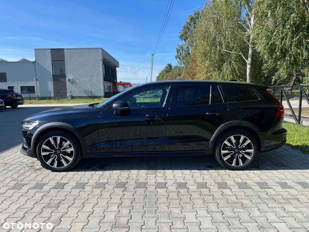 Volvo V60 Cross Country Pro T5 AWD - 5