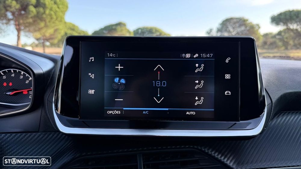 Peugeot 2008 PureTech 100 Style - 27