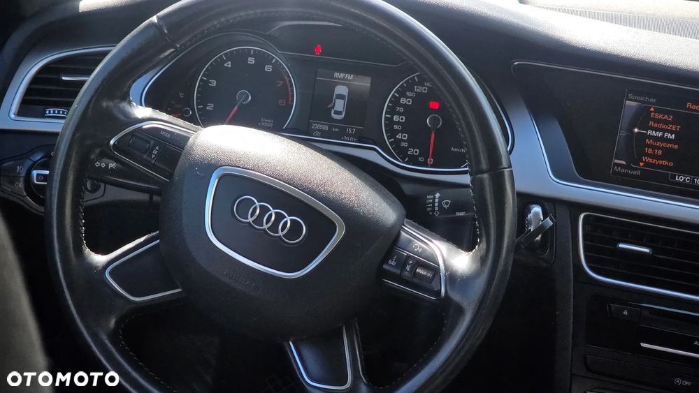 Audi A4 Limousine 1.8 TFSI Ambiente - 25
