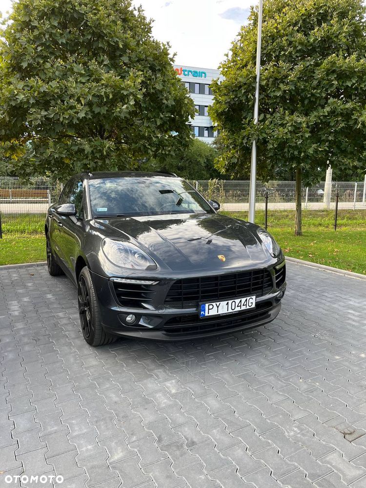 Porsche Macan Standard - 1